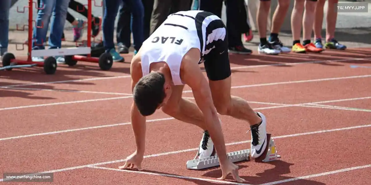 <strong>b体育官网</strong>踏上赛场，你就是自己的冠军！🏆✨